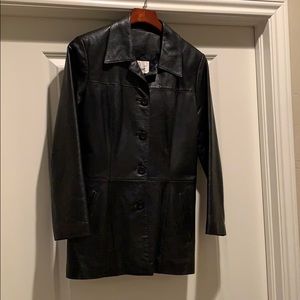 Vakko Sport black leather jacket. Size small.
